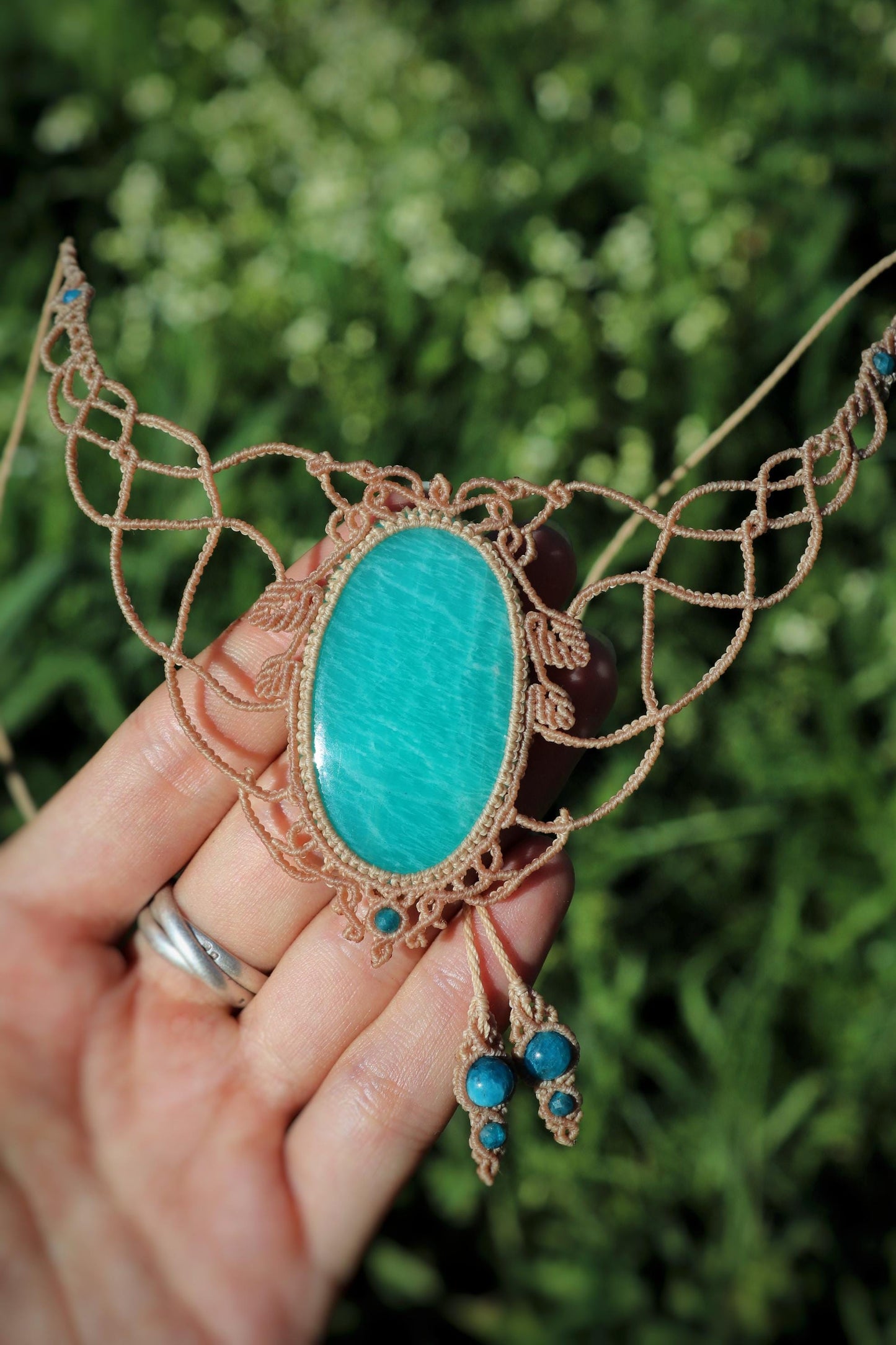 Grand ras-de-cou en AMAZONITE bleu paraïba