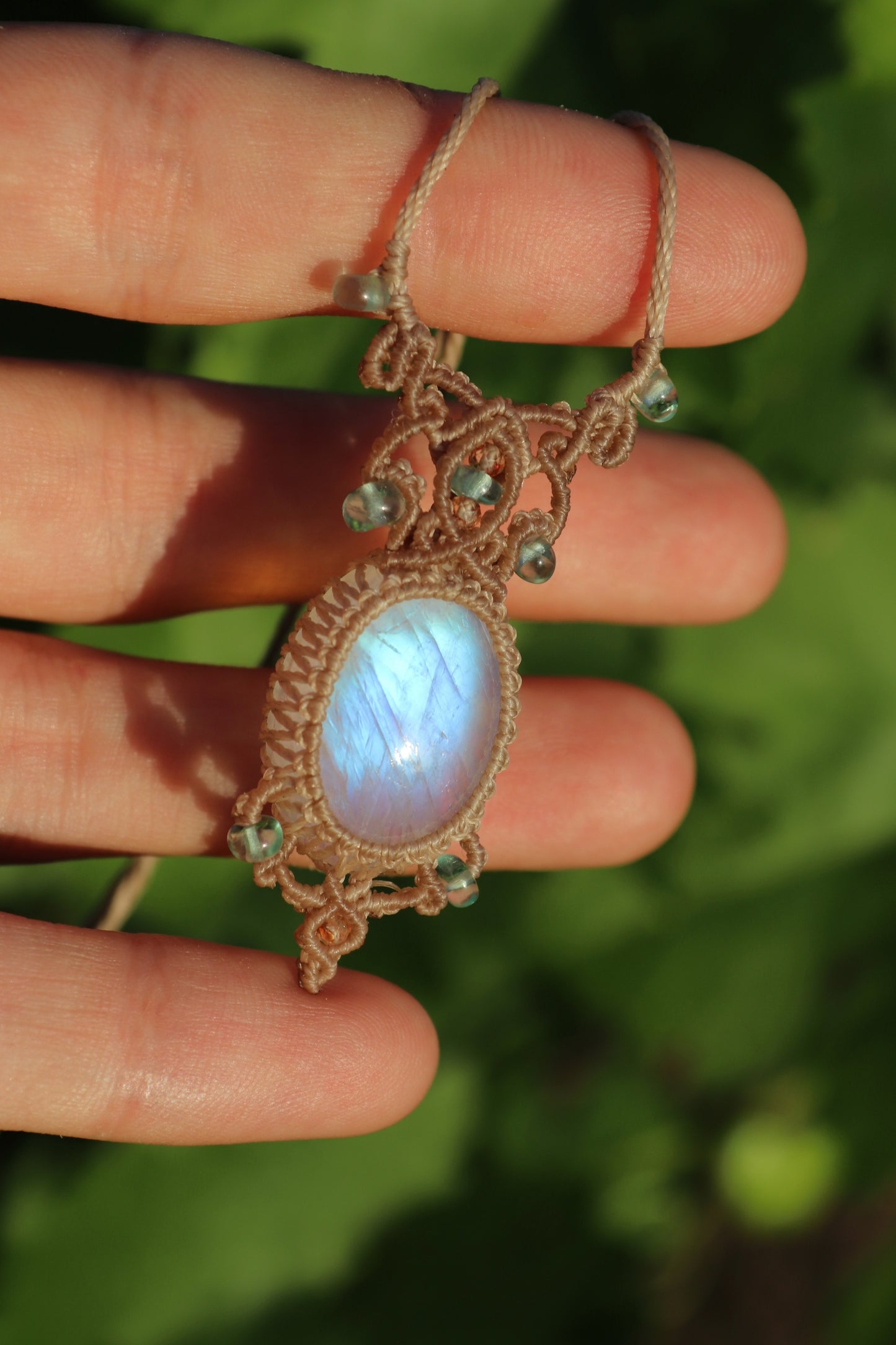 Water drop paraiba apatite and moonstone | Handmade Macrame Jewelry