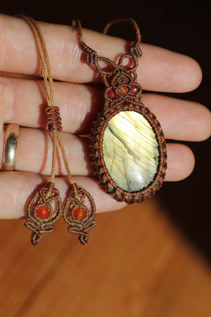 Pendentif LABRADORITE orange et jaune coucher de soleil