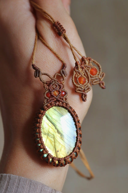 Pendentif LABRADORITE orange et jaune coucher de soleil