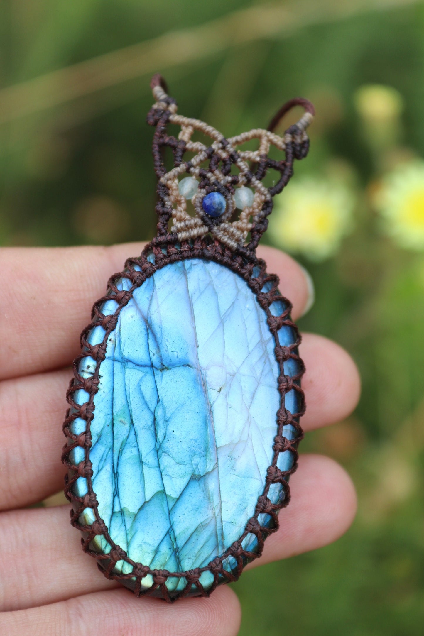 Grand pendentif labradorite 48 mm, bleu ciel