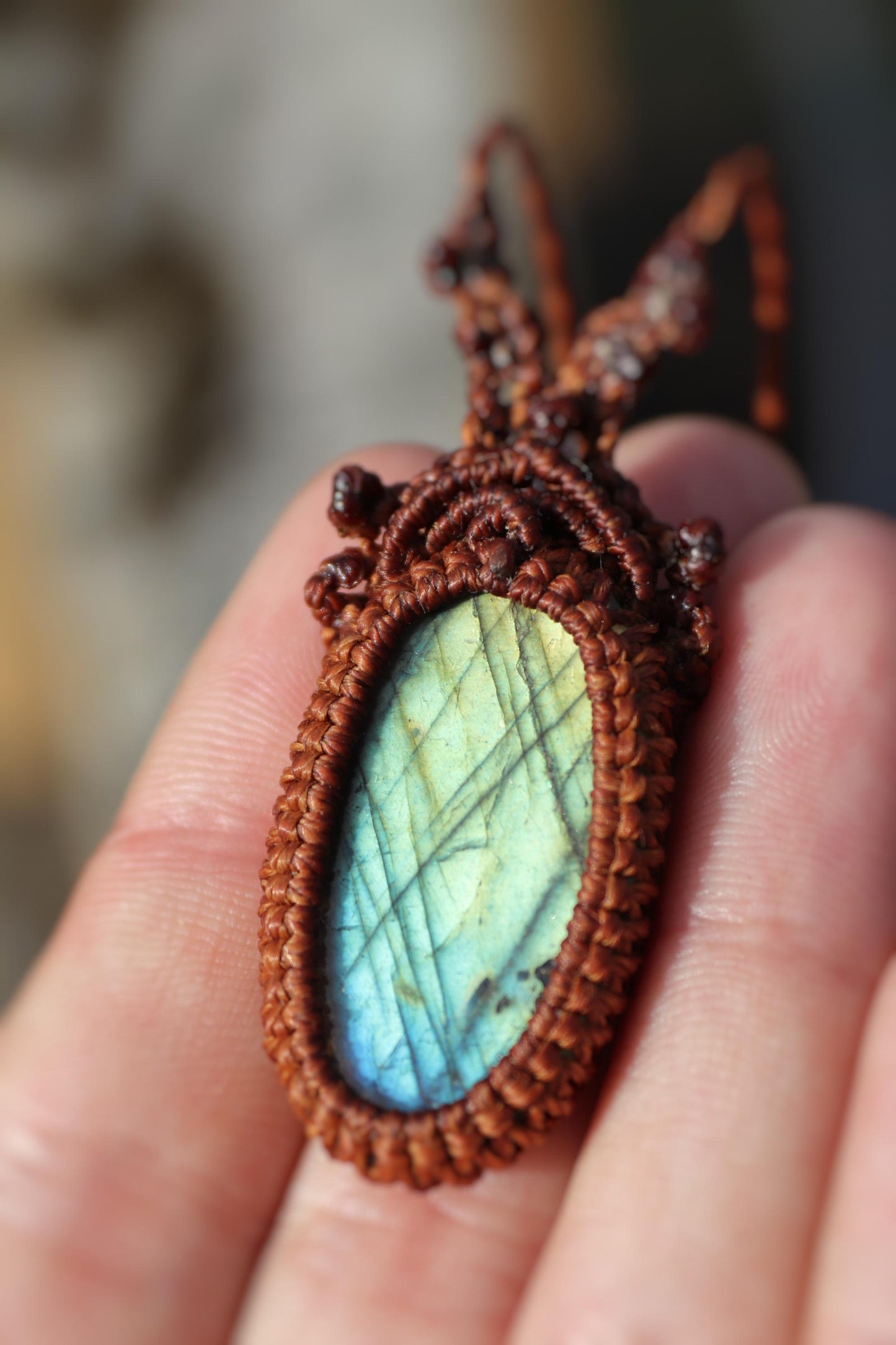 Pendentif en LABRADORITE vert forêt