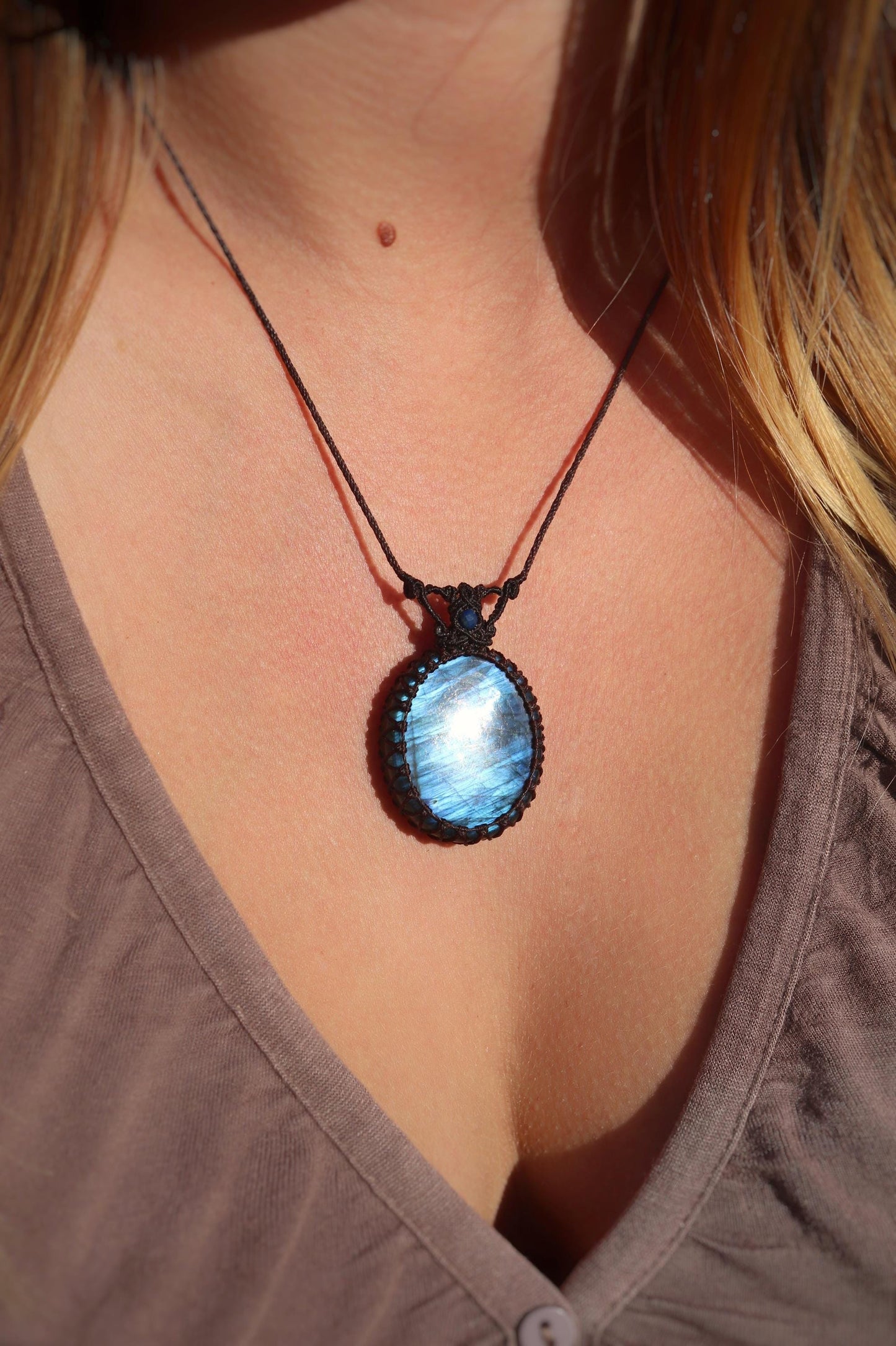 LABRADORITE bleu roi