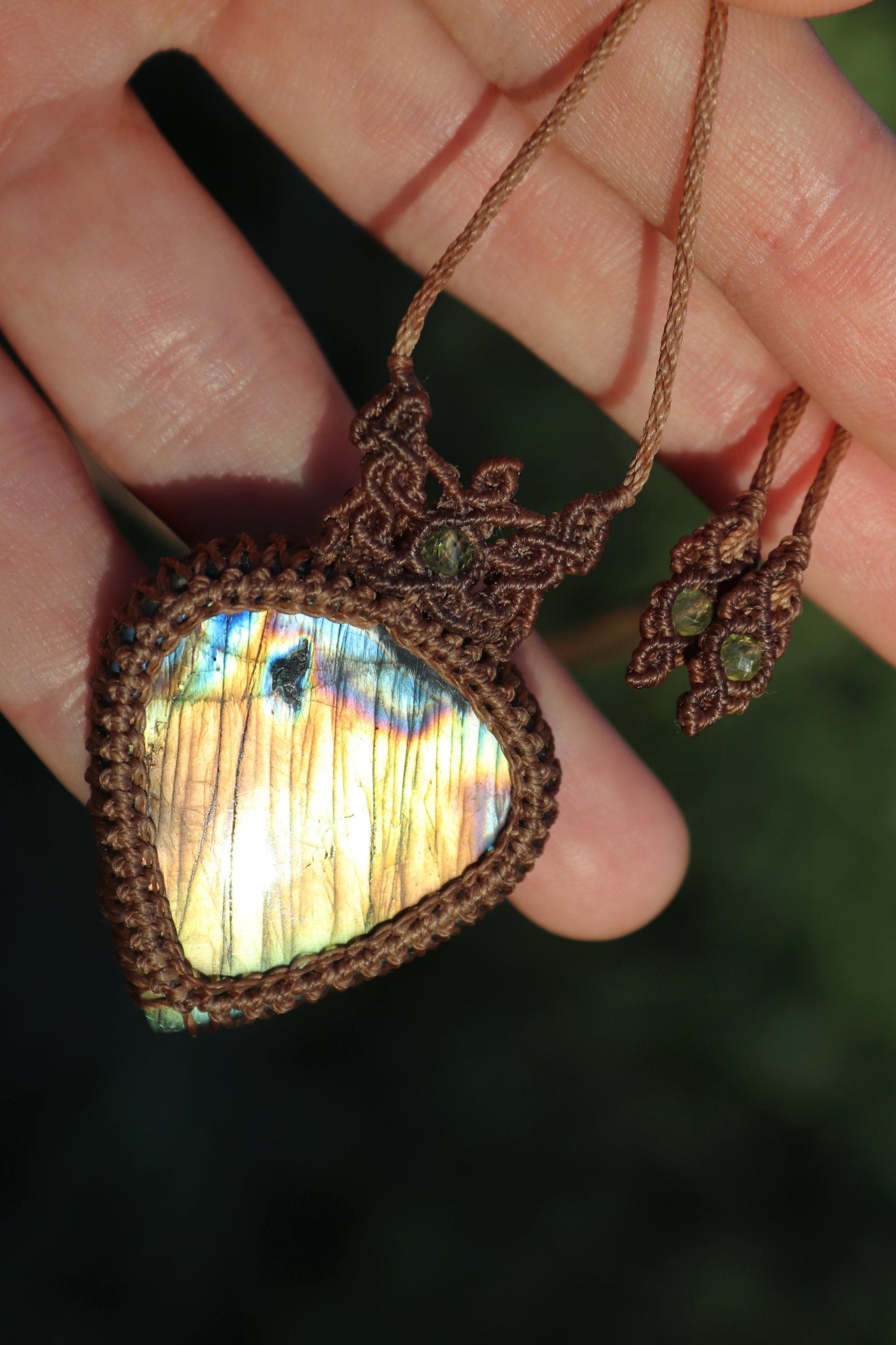 Golden Labradorite pendant with peridot beads