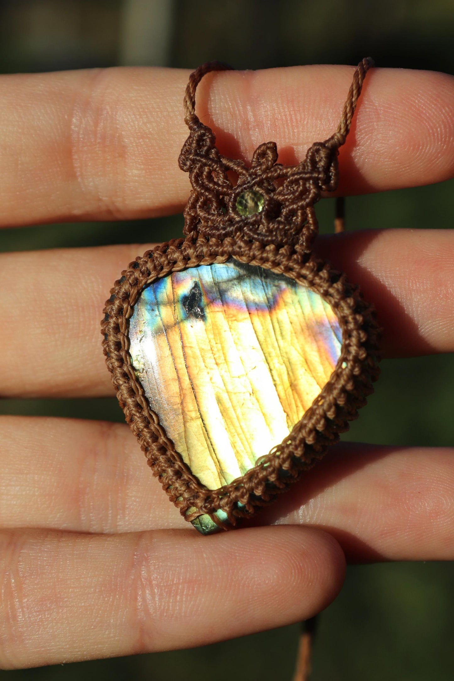 Golden Labradorite pendant with peridot beads