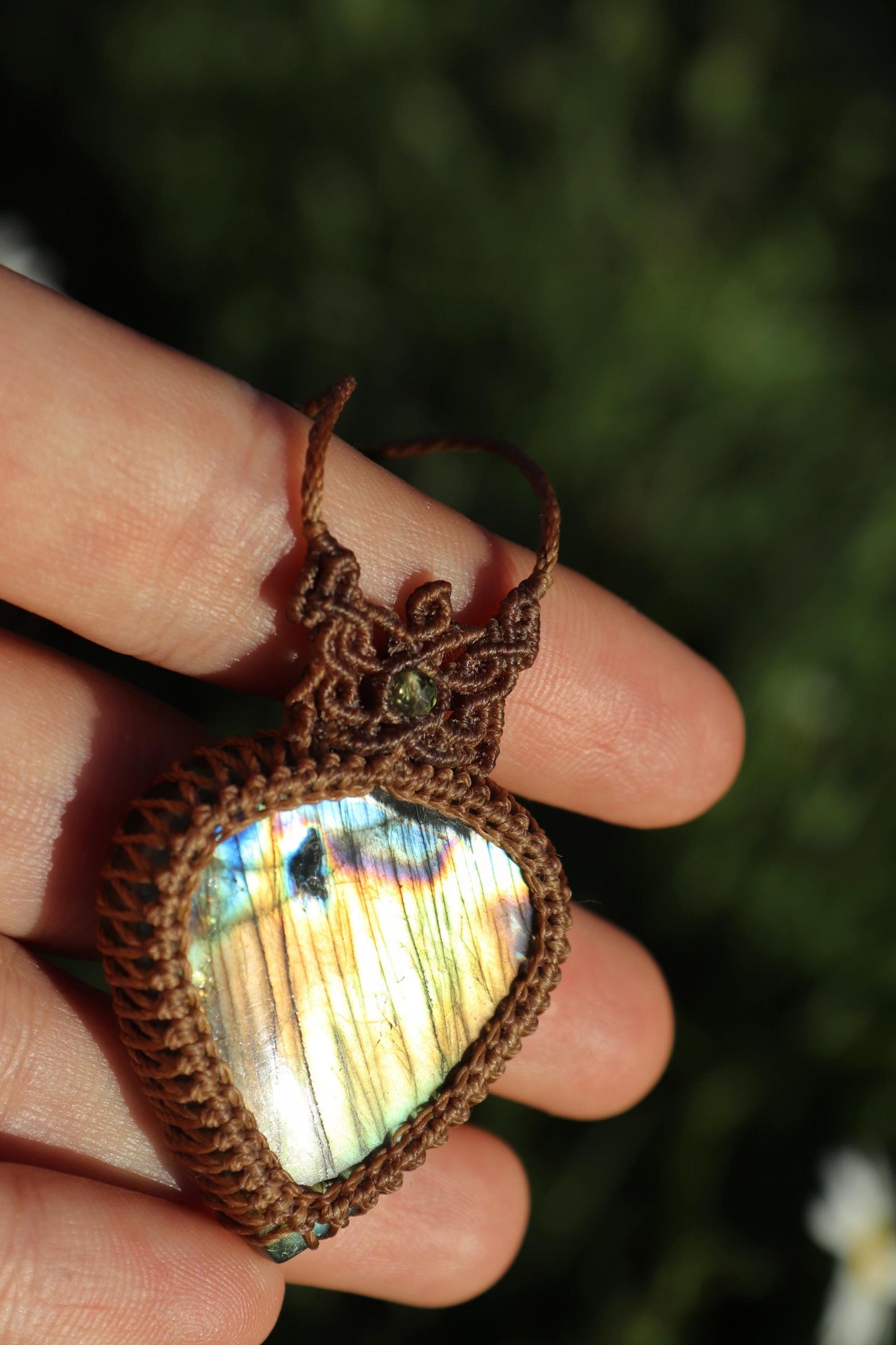 Golden Labradorite pendant with peridot beads