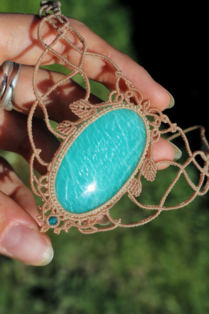Grand ras-de-cou en AMAZONITE bleu paraïba