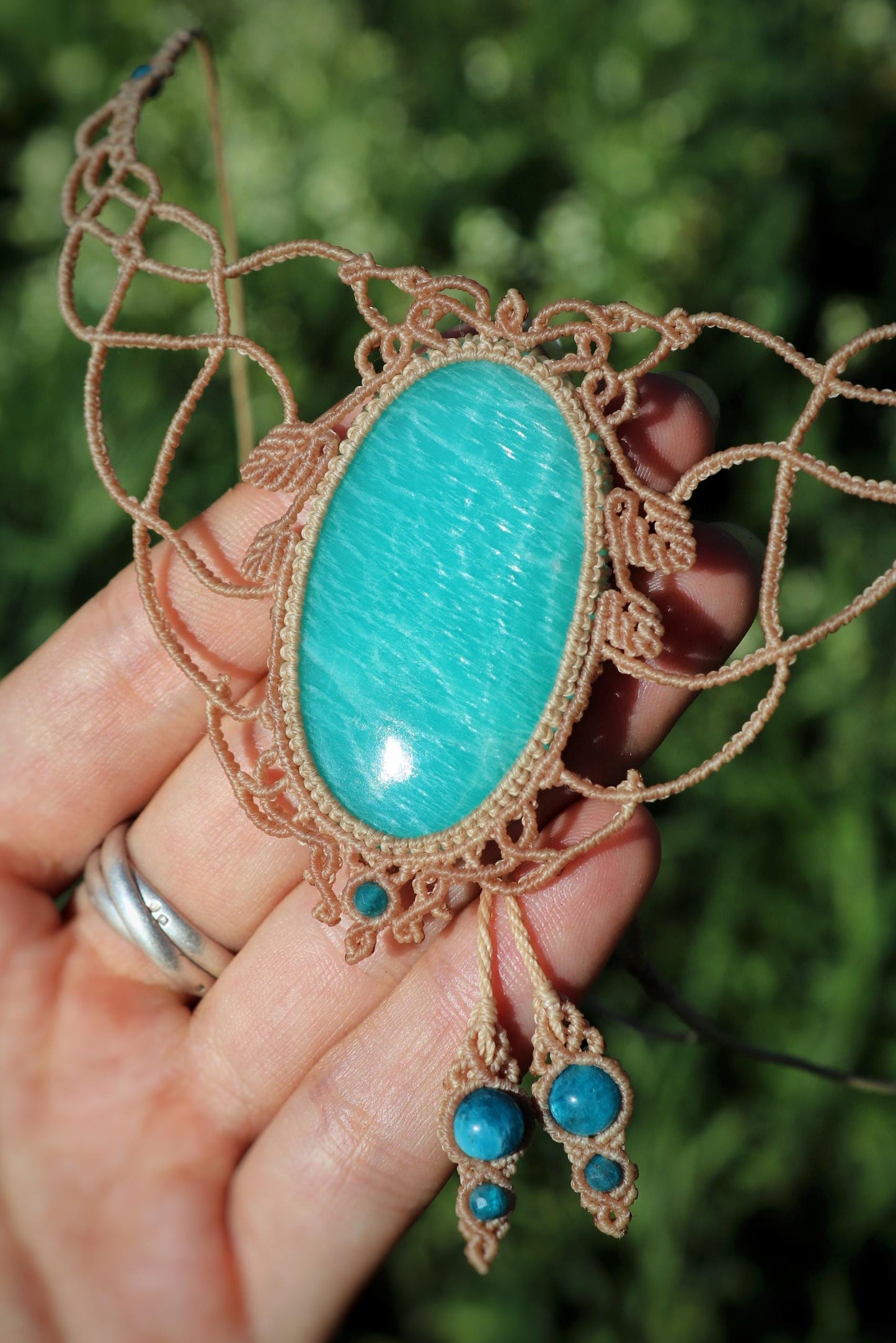 Grand ras-de-cou en AMAZONITE bleu paraïba