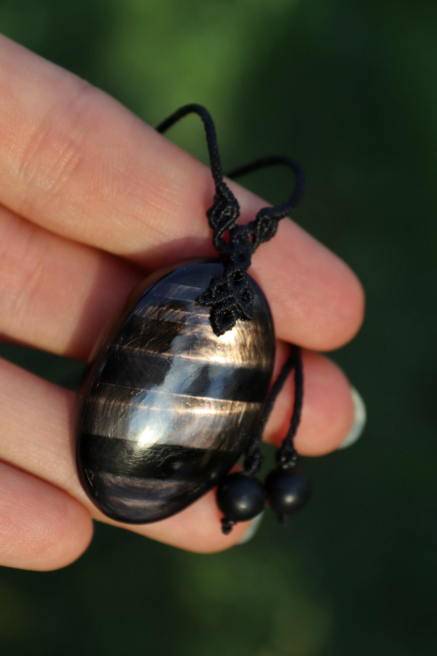 Pendentif HYPERSTHÈNE avec perles de SHUNGITE russe naturelle