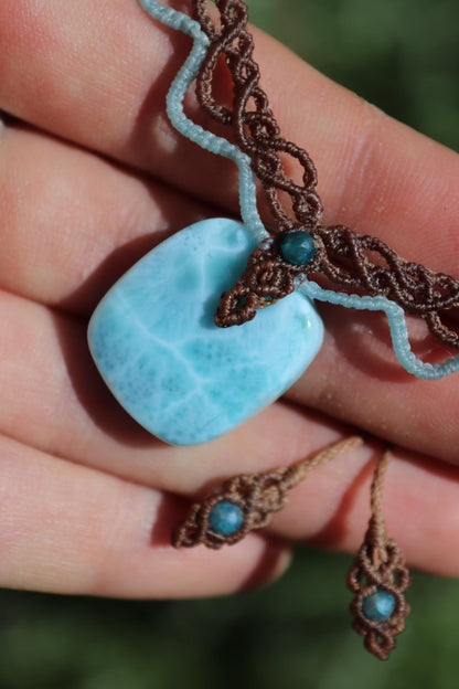 LARIMAR choker with Apatite beads