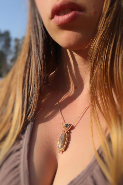 Pendentif en agate Crazy Lace du Mexique et kyanite