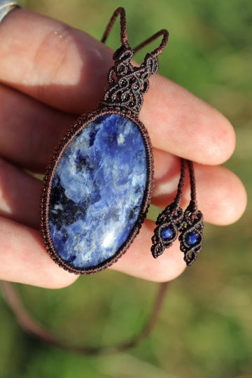 SODALITE pendant with amazing natural patterns