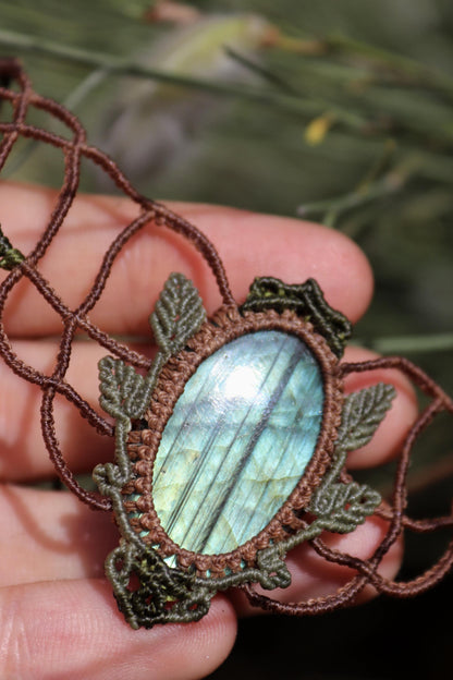 ELOWEN’S GARDEN Green LABRADORITE choker