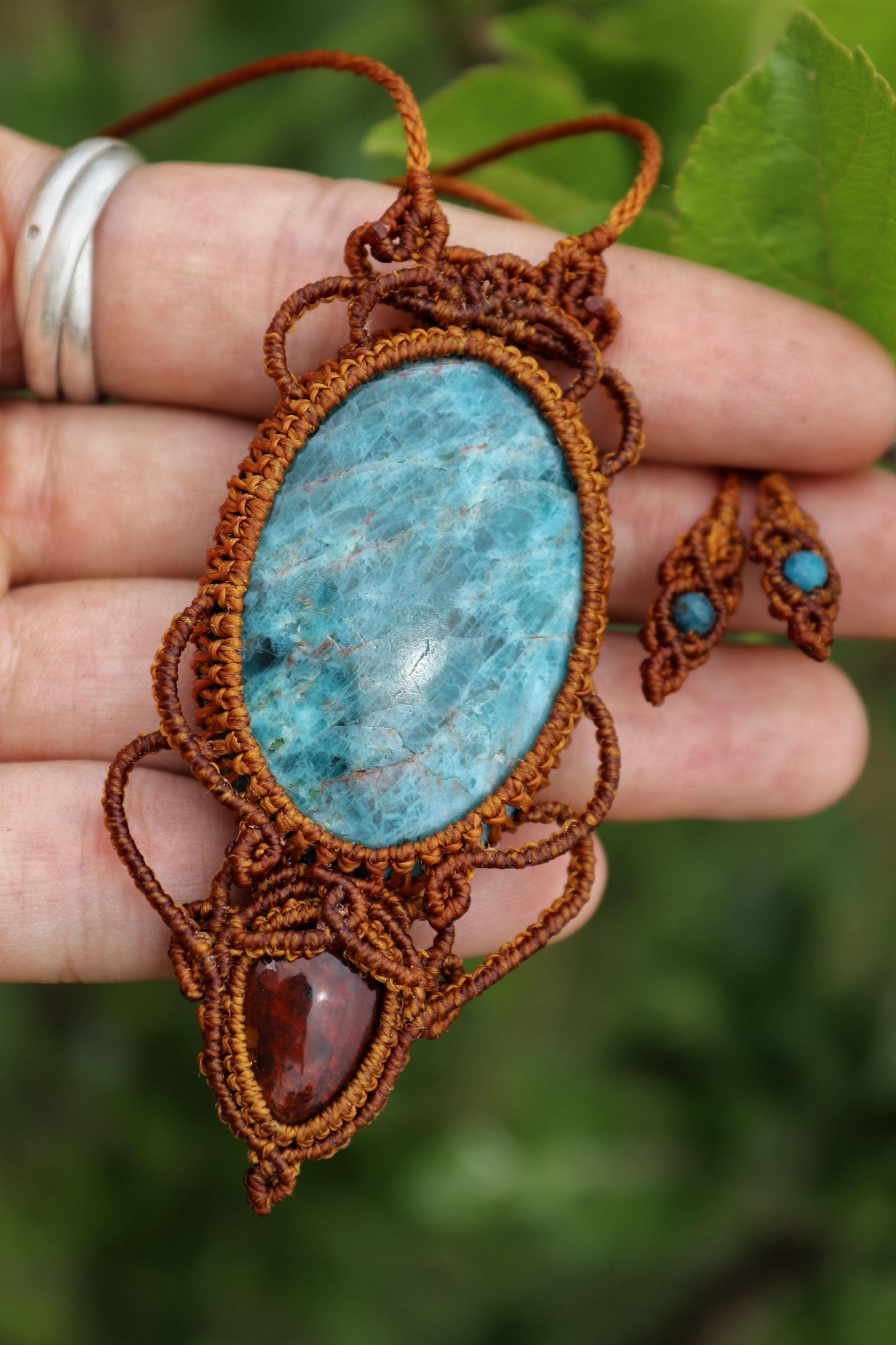 Pendentif APATITE néon et opale du Mexique