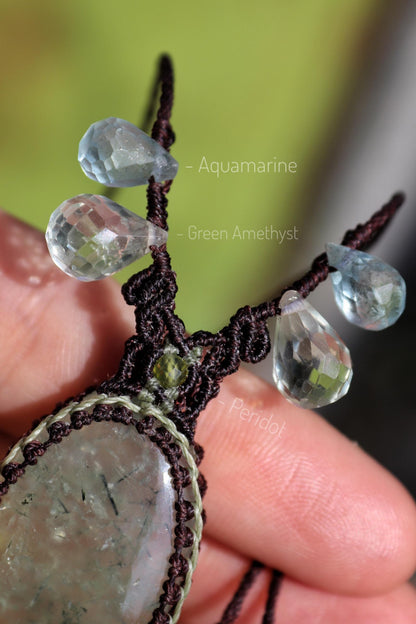 Pendentif PREHNITE avec Aigue-marine, Améthyste verte et péridot