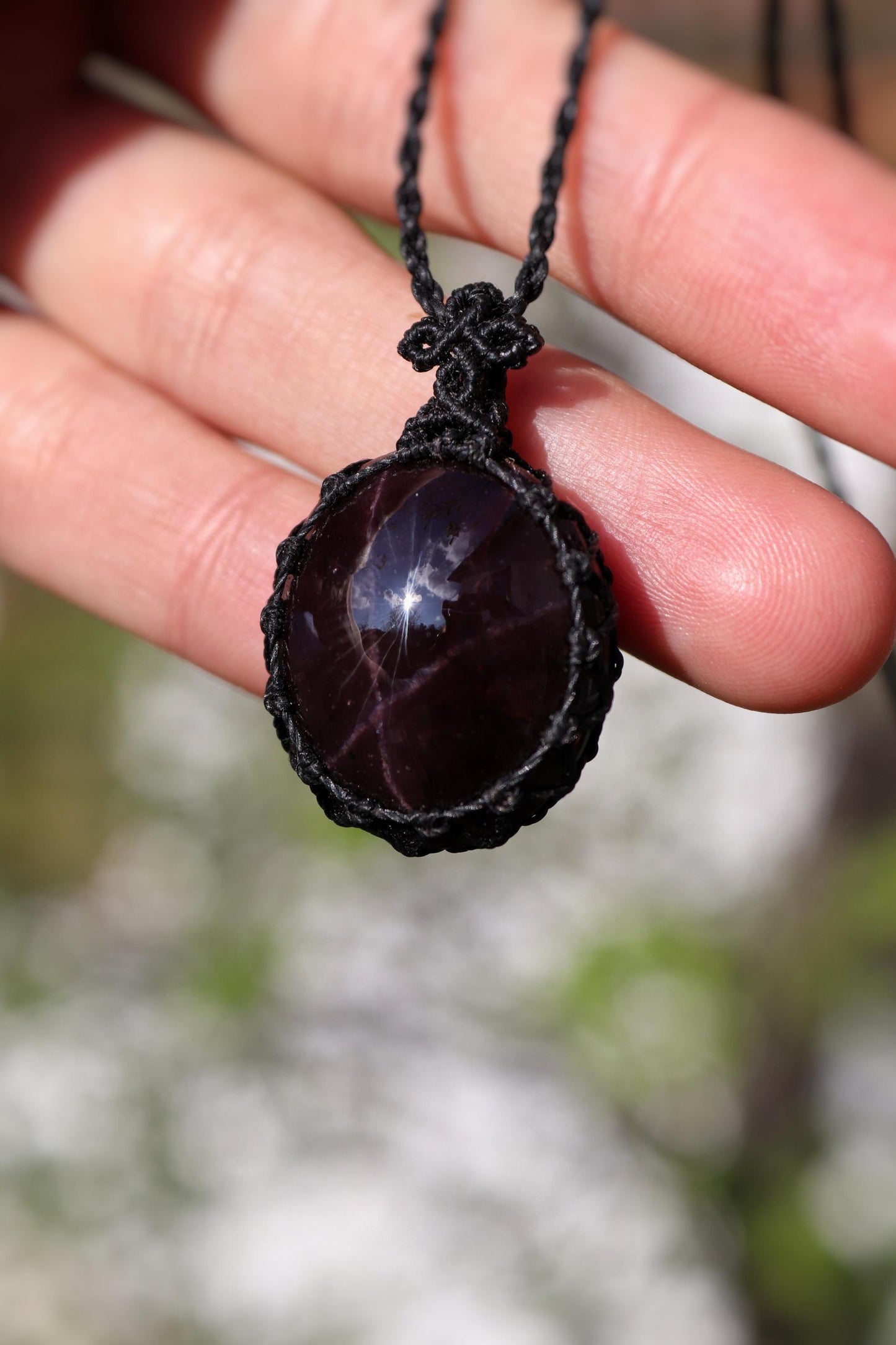Star RUBY pendant in black macrame