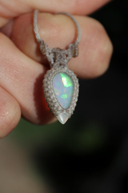 Pendentif OPALE D'ÉTHIOPIE, 20mm