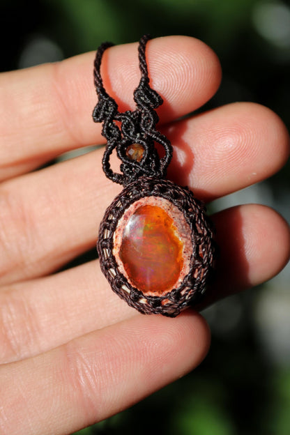 Pendentif mexicain grotte d'OPALE matrice avec perles de cornaline