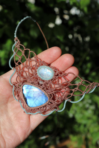 Choker en PIERRE DE LUNE arc-en-ciel et LABRADORITE bleu néon