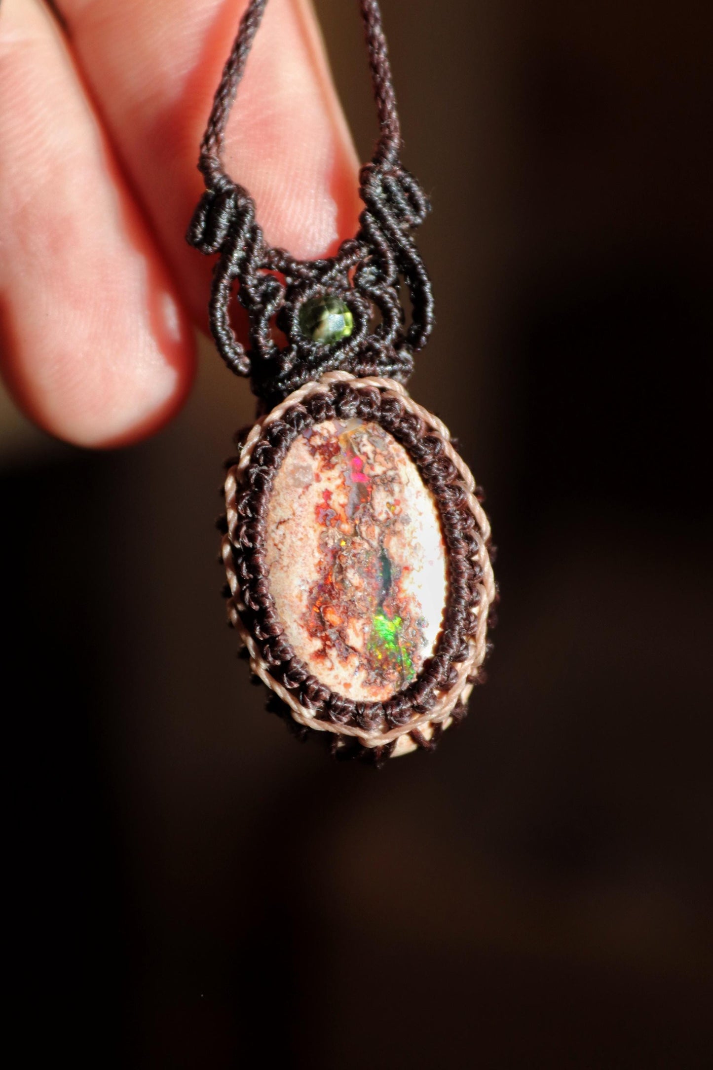 Collier micro-macramé Opale du Mexique
