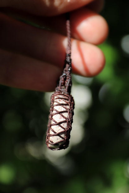Pendentif mexicain grotte d'OPALE matrice avec perles de cornaline