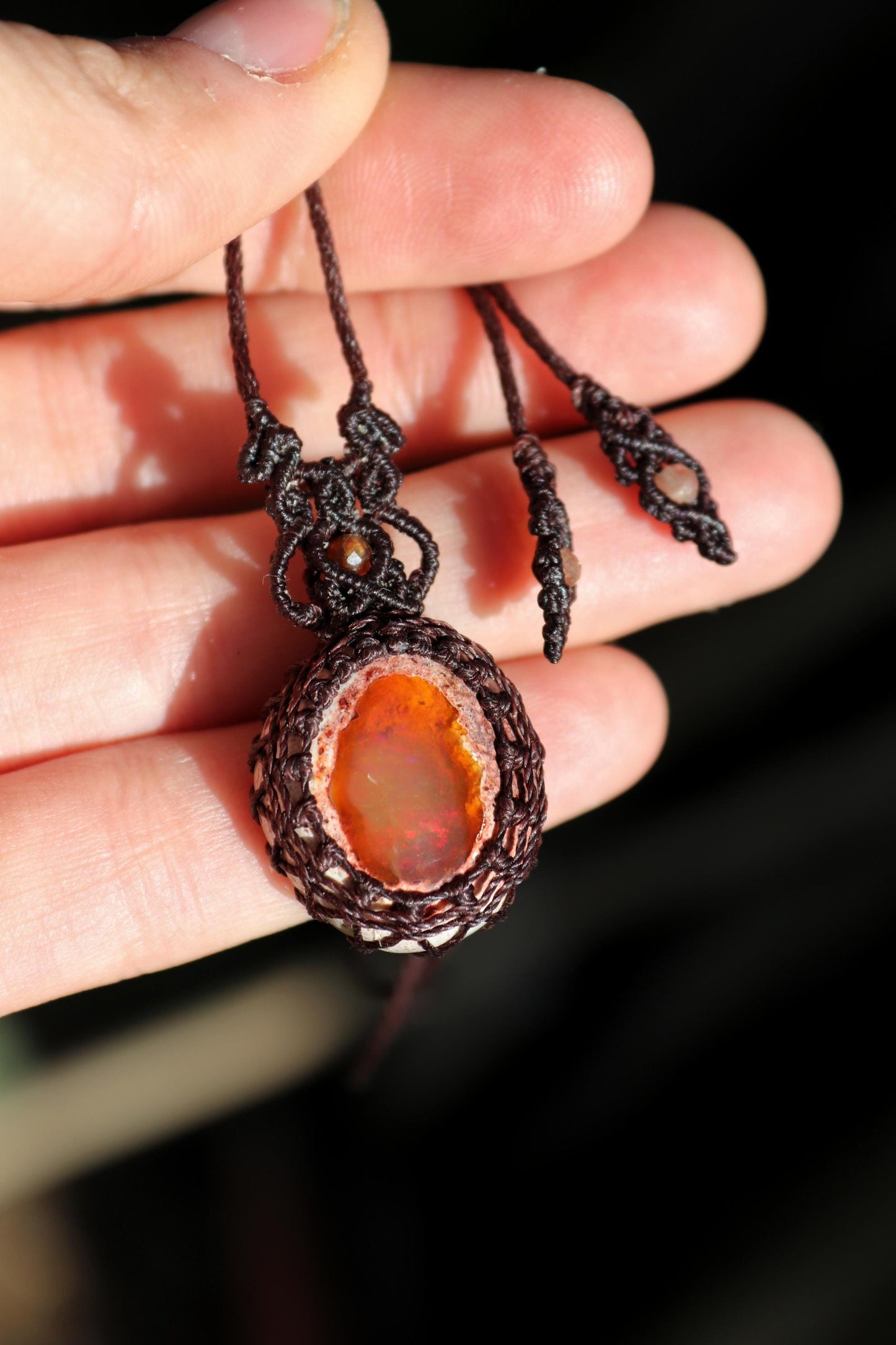 Pendentif mexicain grotte d'OPALE matrice avec perles de cornaline