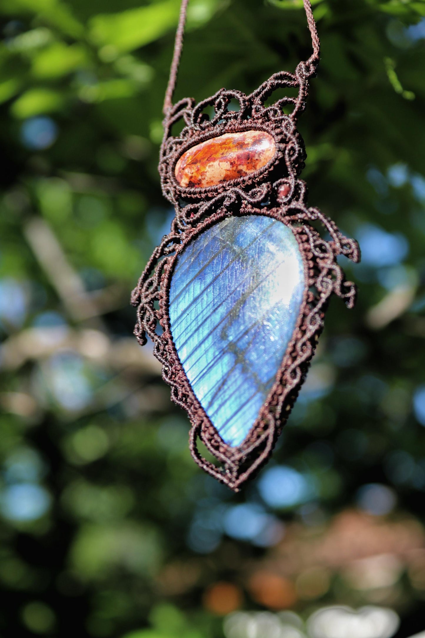 OPALE caverneuse du Mexique et LABRADORITE bleu profond
