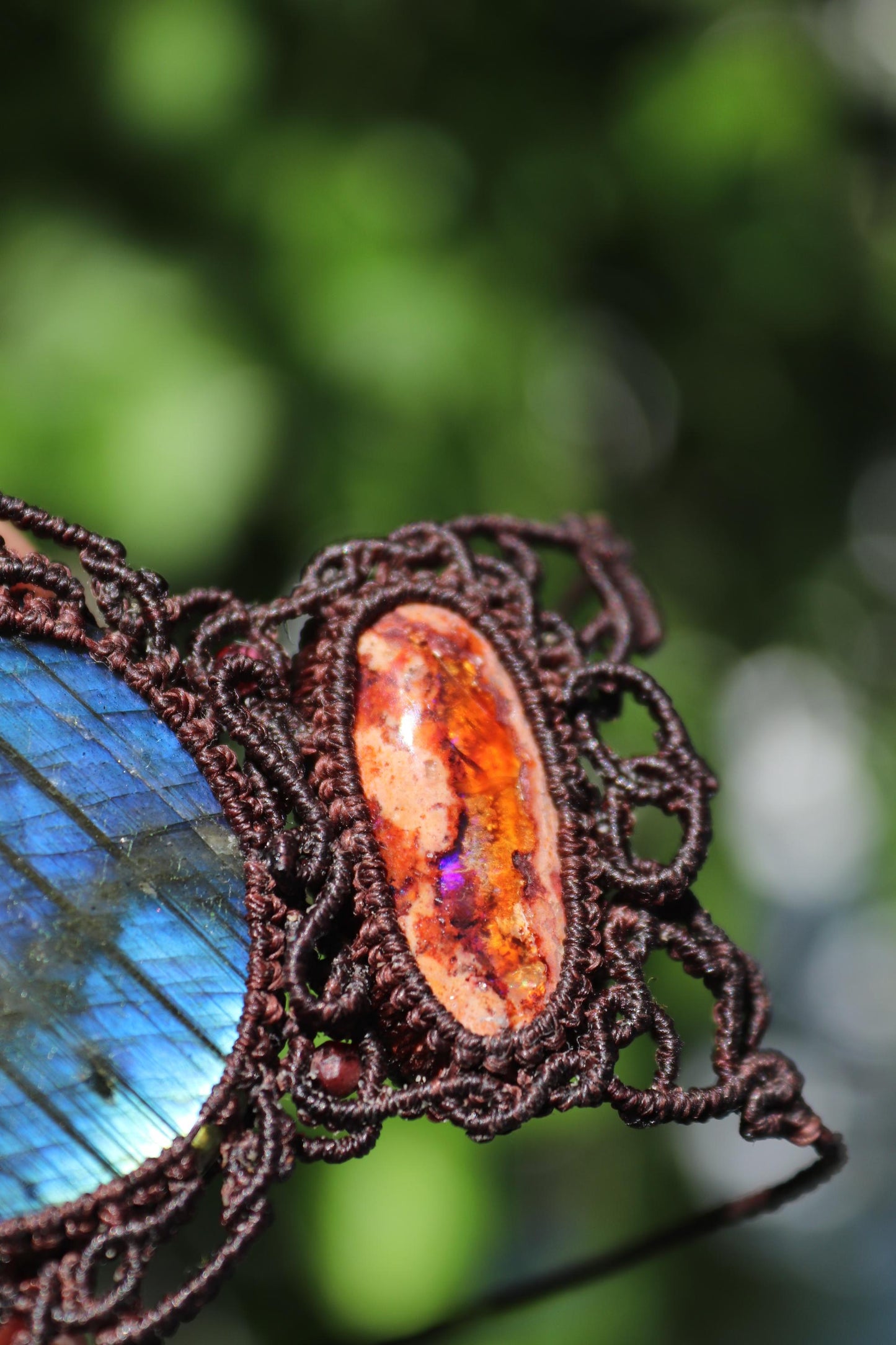 OPALE caverneuse du Mexique et LABRADORITE bleu profond
