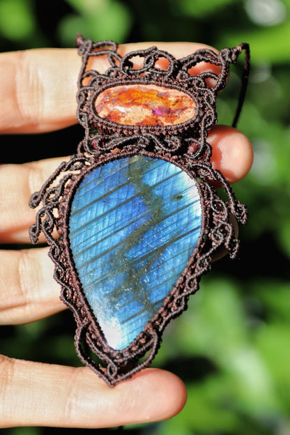 OPALE caverneuse du Mexique et LABRADORITE bleu profond