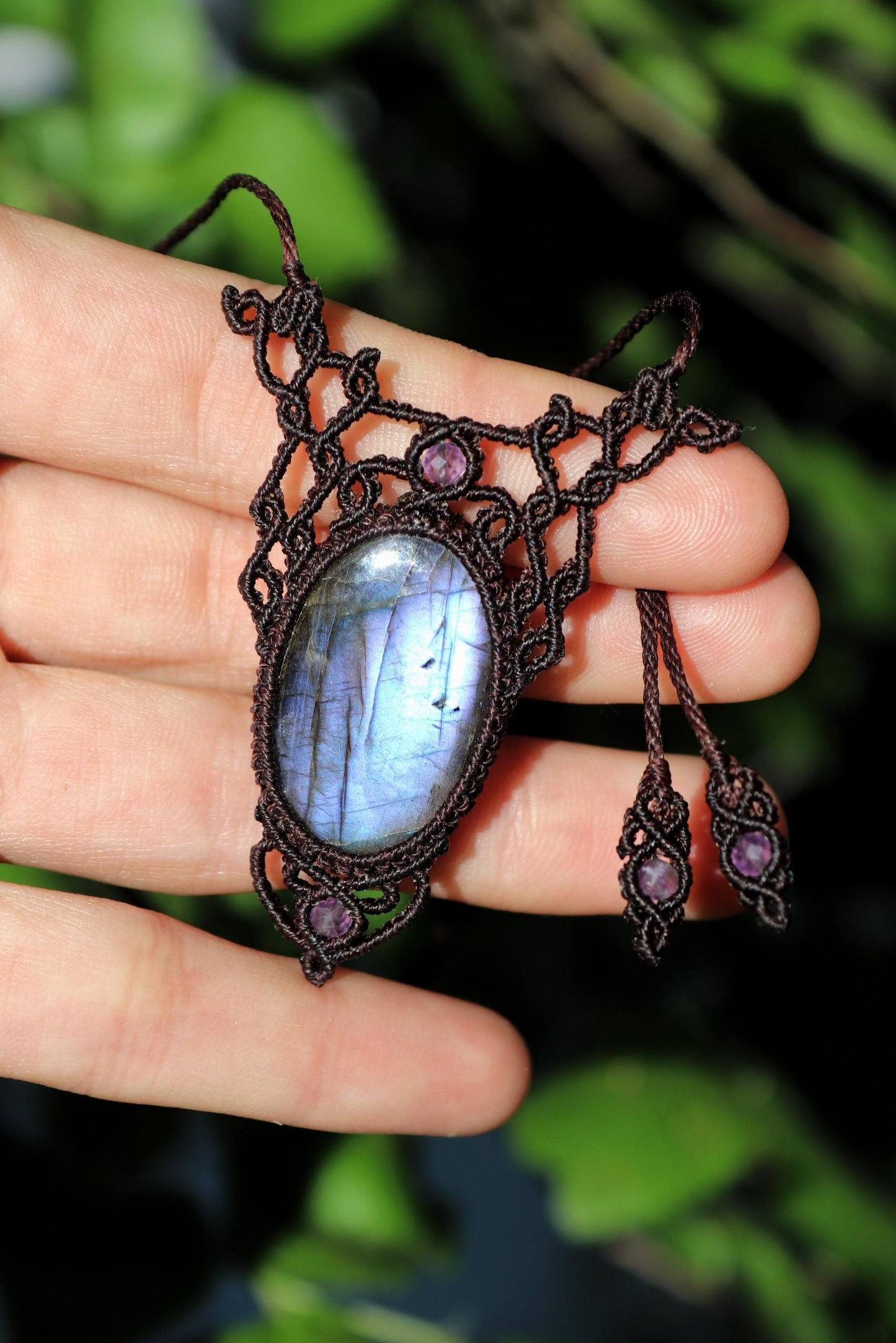 Pendentif en LABRADORITE violette avec perles d'améthyste