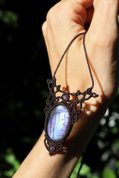 Pendentif en LABRADORITE violette avec perles d'améthyste