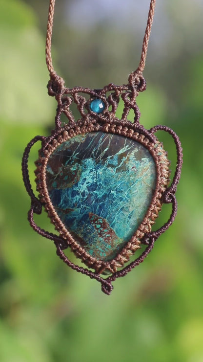 Shattuckite necklace with Apatite beads | Handmade Macrame Jewelry