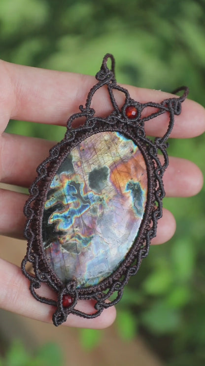 Big Red and purple Labradorite pendant with carnelian beads