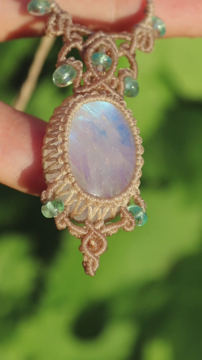 Wassertropfen-Paraiba-Apatit und Mondstein | Handgefertigter Makramee-Schmuck