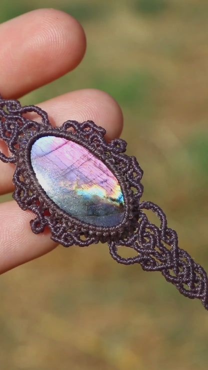 Tour de cou/collier ras du cou en SPECTROLITE violette véritable