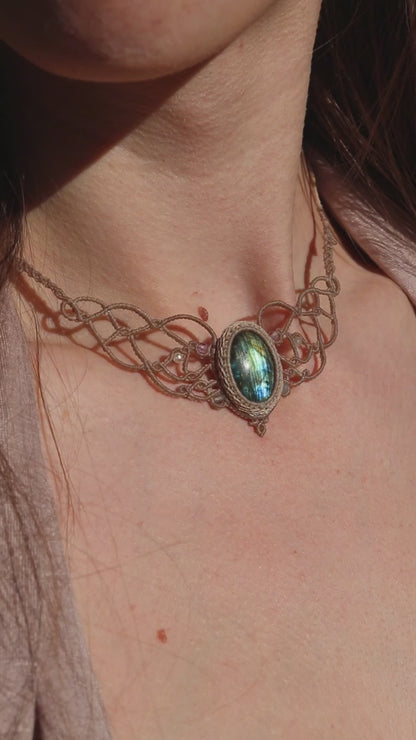 Dainty Green LABRADORITE choker with fluorite beads