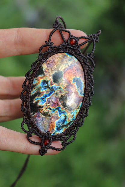 Big Red and purple Labradorite pendant with carnelian beads