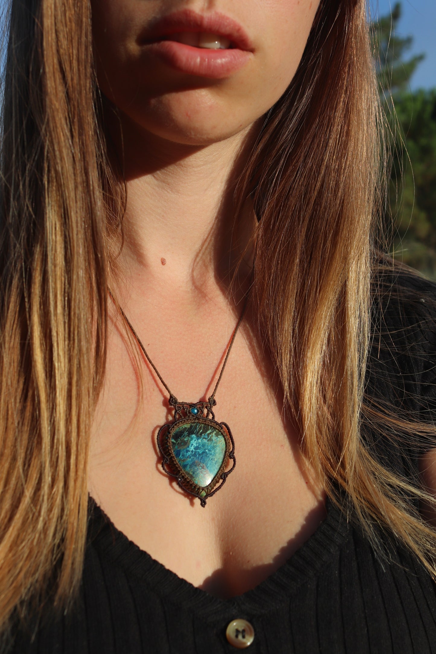 Shattuckite necklace with Apatite beads | Handmade Macrame Jewelry