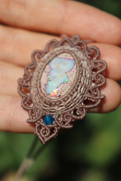 Pendentif en opale galaxie mexicaine naturelle
