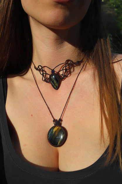 Blue Tigers eye choker with lapis lazuli beads