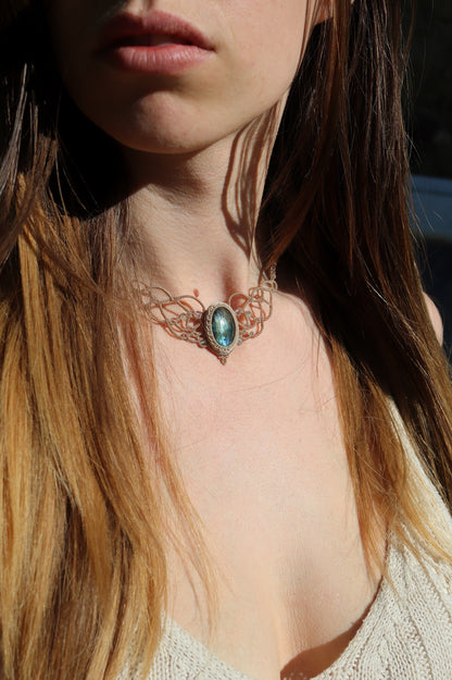 Dainty Green LABRADORITE choker with fluorite beads