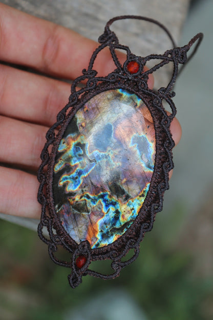 Big Red and purple Labradorite pendant with carnelian beads