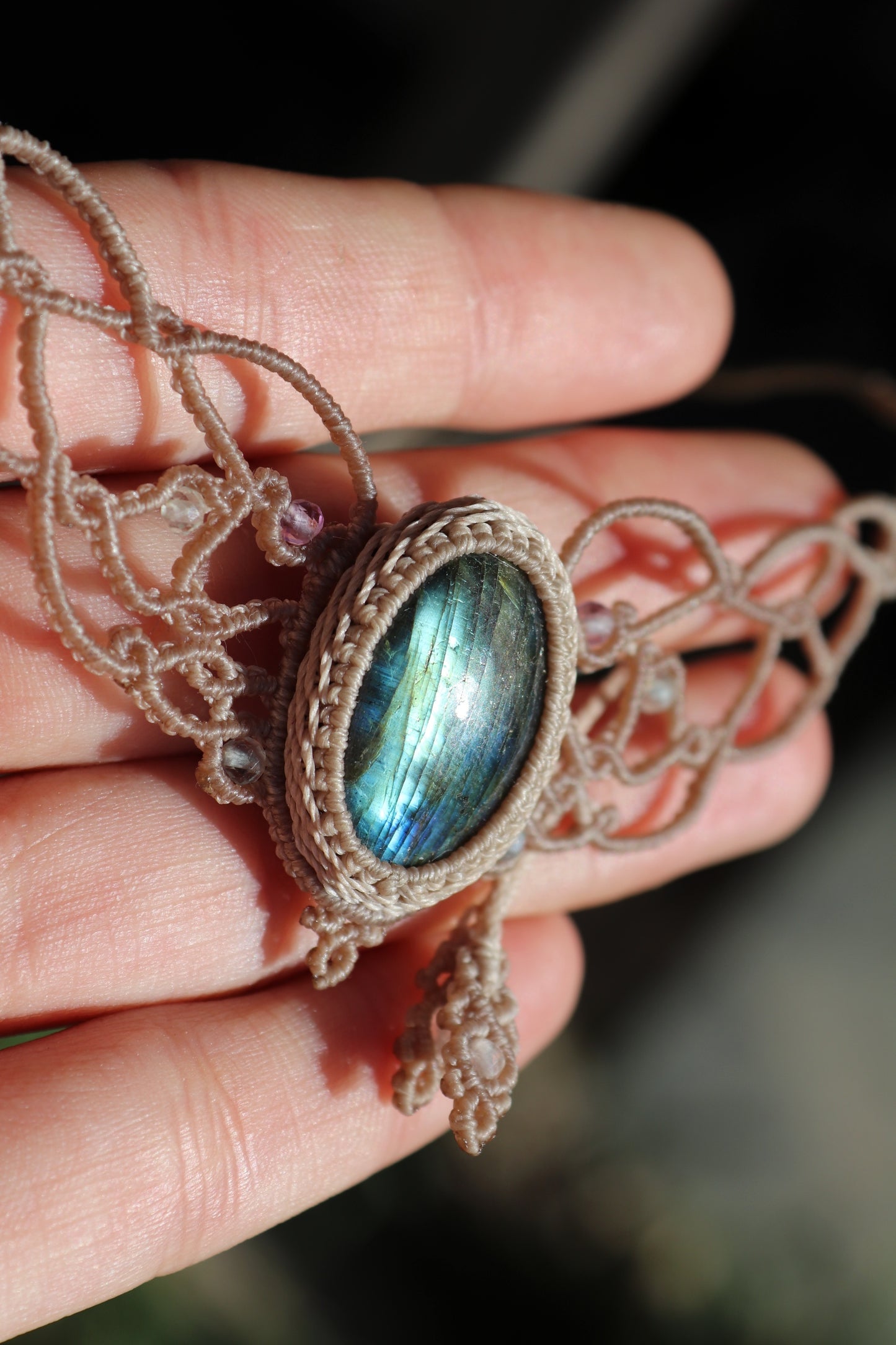 Dainty Green LABRADORITE choker with fluorite beads