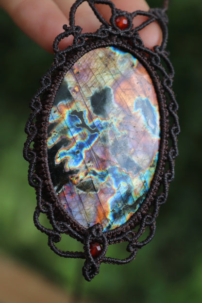 Big Red and purple Labradorite pendant with carnelian beads