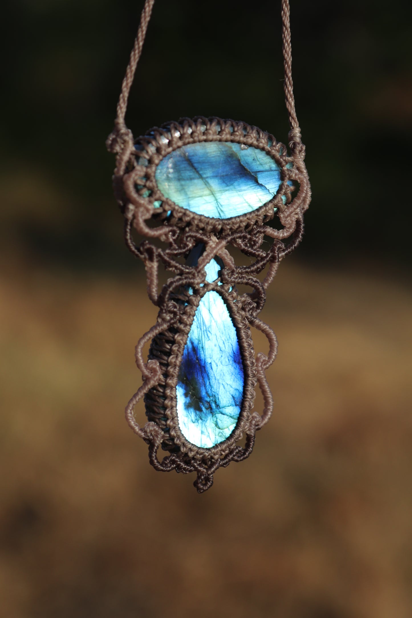 Colgante doble de labradorita "Aguas Azules" | Joyería de macramé