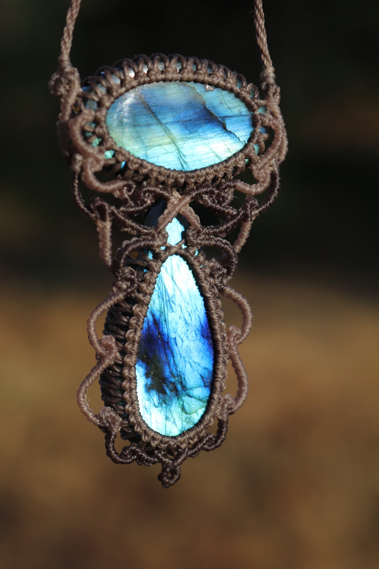 Colgante doble de labradorita "Aguas Azules" | Joyería de macramé