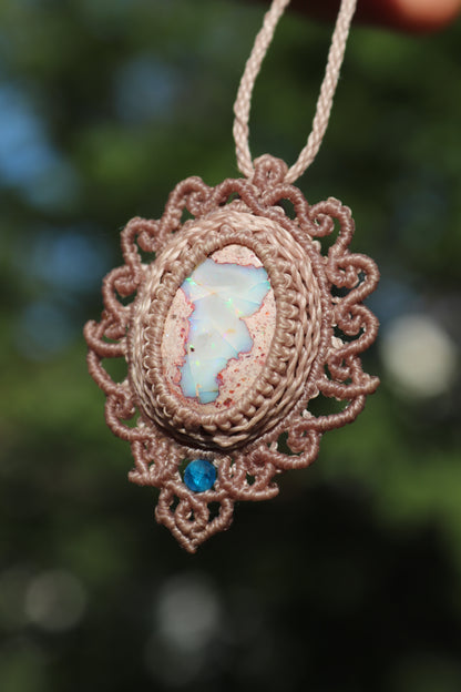 Pendentif en opale galaxie mexicaine naturelle