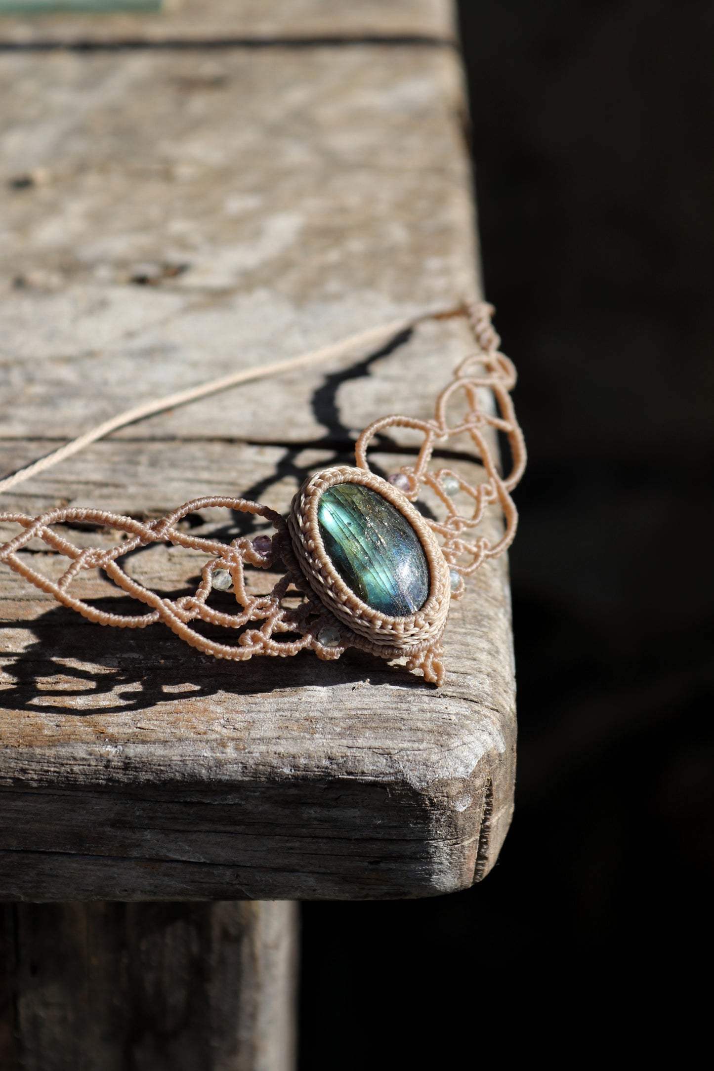 Dainty Green LABRADORITE choker with fluorite beads