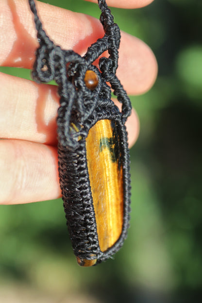 Strong tigers eye pendant for men