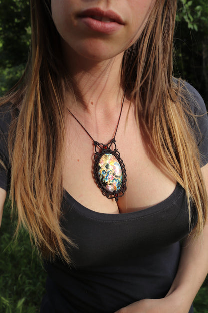 Big Red and purple Labradorite pendant with carnelian beads